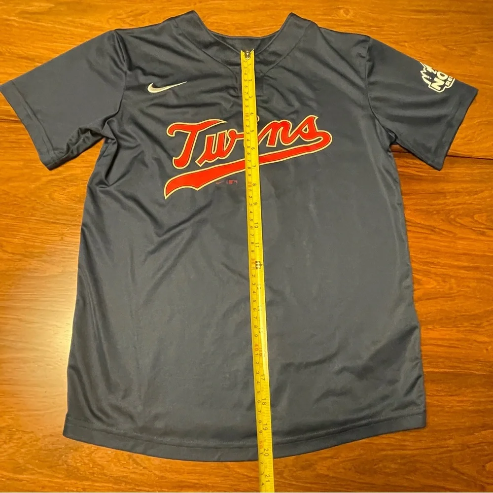 Nike Kids Twins Navy and Red Jersey size S MLB
